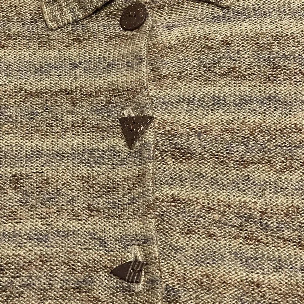 VTG Cabelas Sweater Womens Large Brown Sand Cardigan Tiger Stripe Wooden Buttons